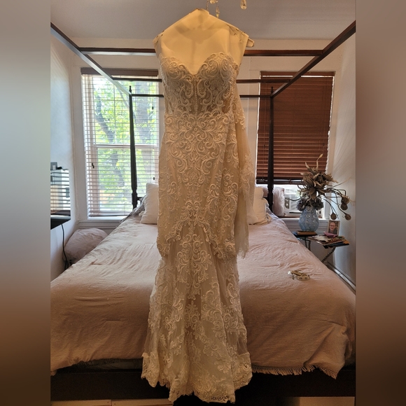 Riki Dalal ARIEL Wedding Dress Lace Mermaid - Picture 15 of 15